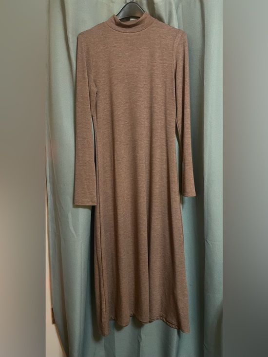 Zara Dresses & Skirts - Zara Taupe Knit Mock Neck Midi Sweater Dress - Size Large
